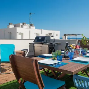 New With Big Terrace 10 Min Walk To Supermarkets Apartamento